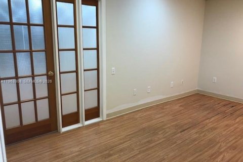 Immobilier commercial à vendre à Fort Lauderdale, Floride № 2025170 - photo 7