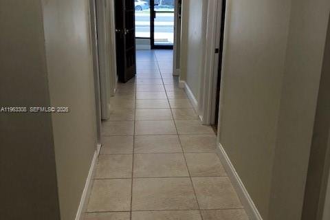 Immobilier commercial à vendre à Fort Lauderdale, Floride № 2025170 - photo 6