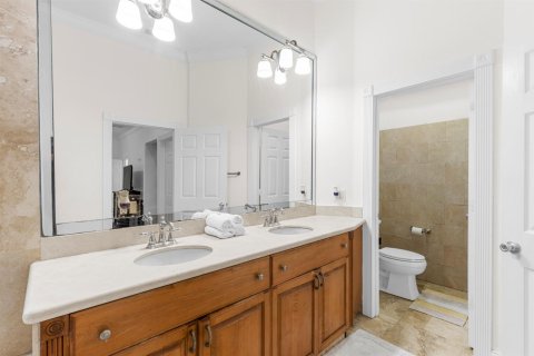 House in Hollywood, Florida 3 bedrooms, 194.26 sq.m. № 2184692 - photo 25