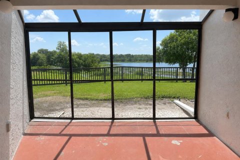 Condominio en venta en Altamonte Springs, Florida, 2 dormitorios, 102.19 m2 № 2227693 - foto 15