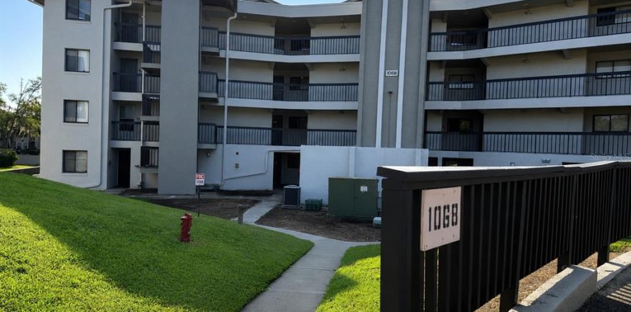 Condominio en Altamonte Springs, Florida, 2 dormitorios  № 2227693