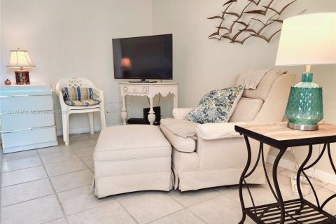 Condominio en venta en Hollywood, Florida, 1 dormitorio, 50.35 m2 № 1861295 - foto 13