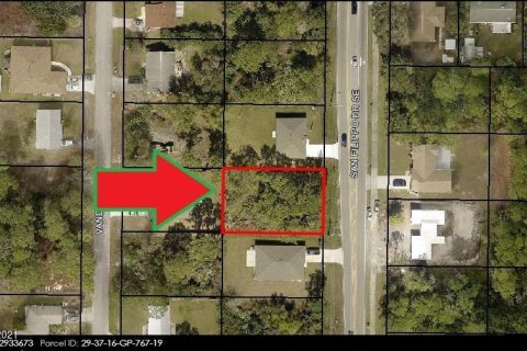 Terreno en venta en Palm Bay, Florida № 1852460 - foto 1
