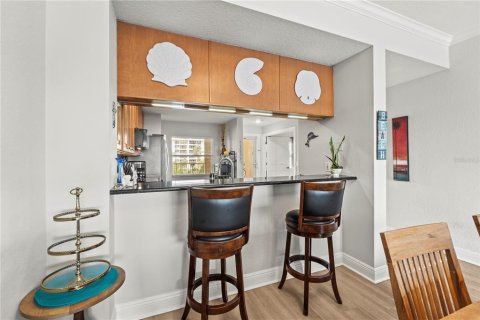 Condominio en venta en Madeira Beach, Florida, 2 dormitorios, 139.82 m2 № 2218337 - foto 14