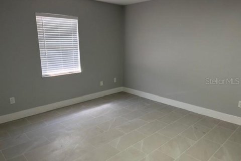 Villa ou maison à louer à Orlando, Floride: 3 chambres, 126.72 m2 № 2430799 - photo 25