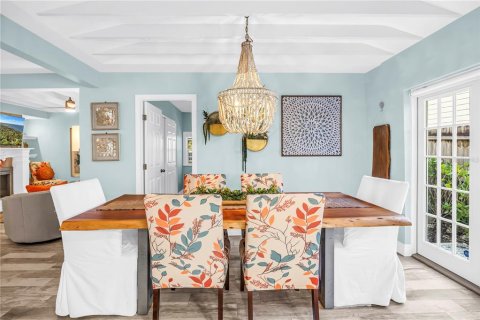 Villa ou maison à vendre à Sarasota, Floride: 3 chambres, 125.23 m2 № 2415037 - photo 19