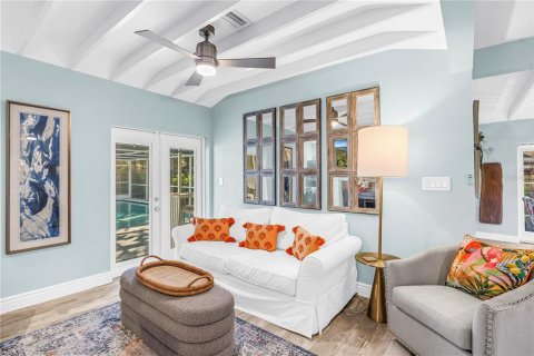Villa ou maison à vendre à Sarasota, Floride: 3 chambres, 125.23 m2 № 2415037 - photo 12