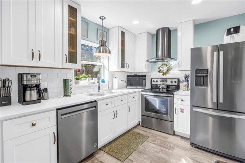 Villa ou maison à vendre à Sarasota, Floride: 3 chambres, 125.23 m2 № 2415037 - photo 20