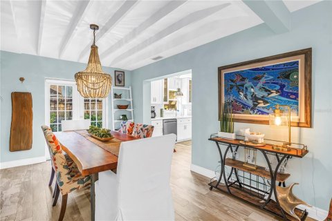 Villa ou maison à vendre à Sarasota, Floride: 3 chambres, 125.23 m2 № 2415037 - photo 17