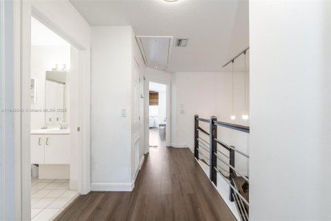 Touwnhouse à vendre à Fort Lauderdale, Floride: 3 chambres, 177.63 m2 № 1850353 - photo 22