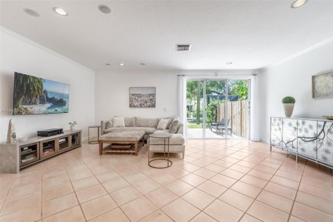 Touwnhouse à vendre à Fort Lauderdale, Floride: 3 chambres, 177.63 m2 № 1850353 - photo 4
