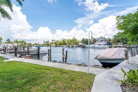 Touwnhouse à vendre à Fort Lauderdale, Floride: 3 chambres, 177.63 m2 № 1850353 - photo 10