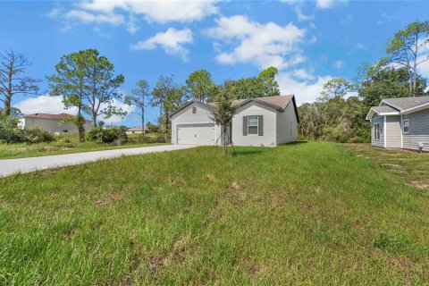 House in Poinciana, Florida 3 bedrooms, 112.04 sq.m. № 2142998 - photo 4