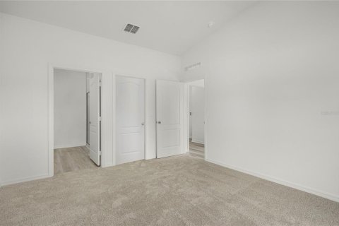 House in Poinciana, Florida 3 bedrooms, 112.04 sq.m. № 2142998 - photo 19