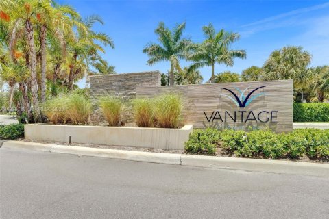 Casa en venta en Pompano Beach, Florida, 3 dormitorios, 135.17 m2 № 1998480 - foto 30