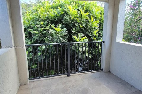 Casa en venta en Pompano Beach, Florida, 3 dormitorios, 135.17 m2 № 1998480 - foto 16