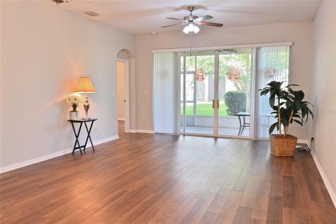 House in Leesburg, Florida 3 bedrooms, 137.5 sq.m. № 2203258 - photo 14