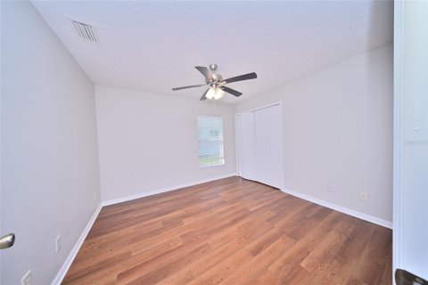 House in Leesburg, Florida 3 bedrooms, 137.5 sq.m. № 2203258 - photo 15
