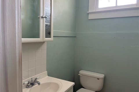 Villa ou maison à louer à Tampa, Floride: 4 chambres, 241.08 m2 № 2106982 - photo 27