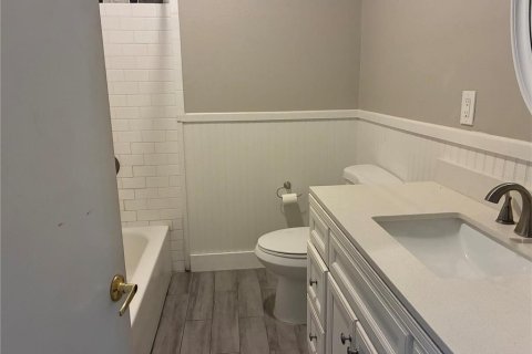 Villa ou maison à louer à Tampa, Floride: 4 chambres, 241.08 m2 № 2106982 - photo 18