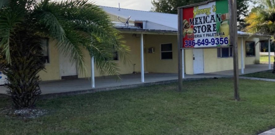 Commercial property in Pomona Park, Florida 197.32 sq.m. № 865867