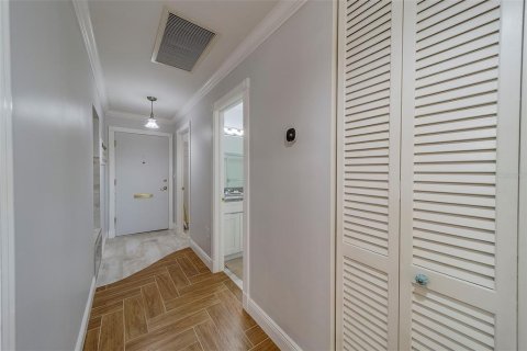 Снять в аренду кондоминиум в Беллеэйр Блафс, Флорида 2 спальни, 151.43м2, № 1793577 - фото 30
