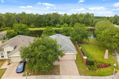 House in Orlando, Florida 4 bedrooms, 173.26 sq.m. № 2401254 - photo 4