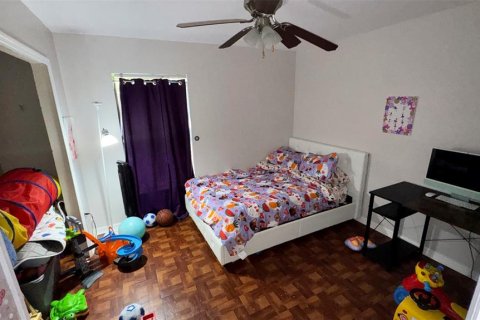 Villa ou maison à vendre à Poinciana, Floride: 3 chambres, 113.43 m2 № 2388581 - photo 14
