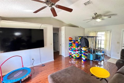 Villa ou maison à vendre à Poinciana, Floride: 3 chambres, 113.43 m2 № 2388581 - photo 5
