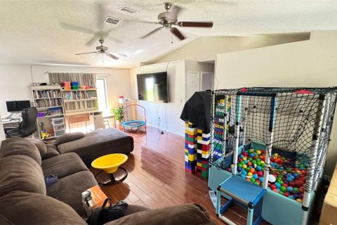 Villa ou maison à vendre à Poinciana, Floride: 3 chambres, 113.43 m2 № 2388581 - photo 7