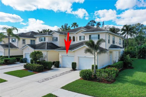 Купить таунхаус в Сент-Луси, Флорида 2 спальни, 116.41м2, № 2003284 - фото 3