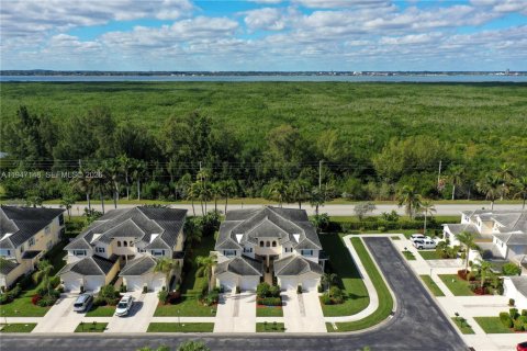 Купить таунхаус в Сент-Луси, Флорида 2 спальни, 116.41м2, № 2003284 - фото 4