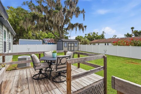 House in Umatilla, Florida 3 bedrooms, 221.11 sq.m. № 2200604 - photo 5