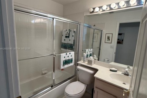 Villa ou maison à vendre à Delray Beach, Floride: 3 chambres, 173.17 m2 № 2067496 - photo 16