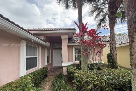 Villa ou maison à vendre à Delray Beach, Floride: 3 chambres, 173.17 m2 № 2067496 - photo 4