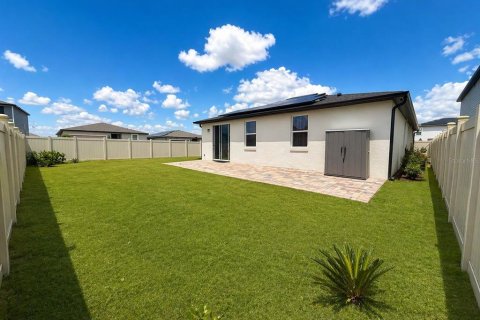 House in Winter Haven, Florida 4 bedrooms, 157.38 sq.m. № 2098956 - photo 4