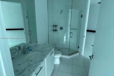 Copropriété à louer à Miami, Floride: 2 chambres, 104.33 m2 № 2041161 - photo 13