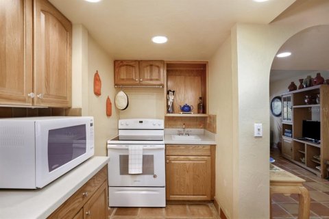 Condo in Sarasota, Florida, 1 bedroom № 2206232 - photo 24
