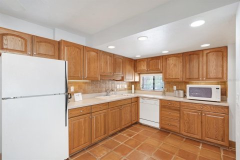 Condo in Sarasota, Florida, 1 bedroom № 2206232 - photo 4