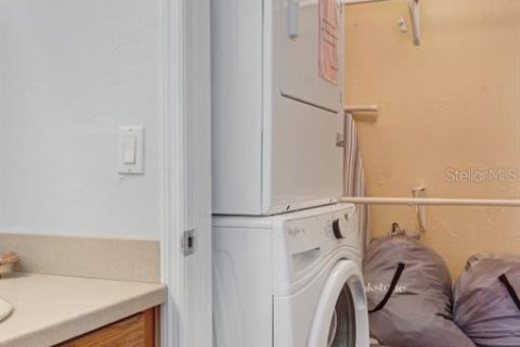 Condo in Sarasota, Florida, 1 bedroom № 2206232 - photo 21