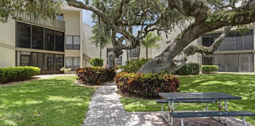 Condo in Sarasota, Florida, 1 bedroom № 2206232