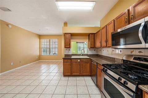 House in Wesley Chapel, Florida 2 bedrooms, 135.45 sq.m. № 1782396 - photo 8