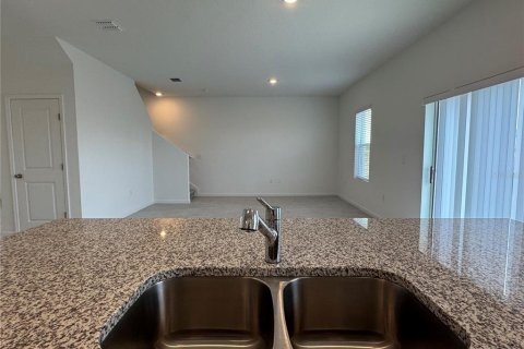 Villa ou maison à louer à Haines City, Floride: 4 chambres, 195 m2 № 1824567 - photo 14