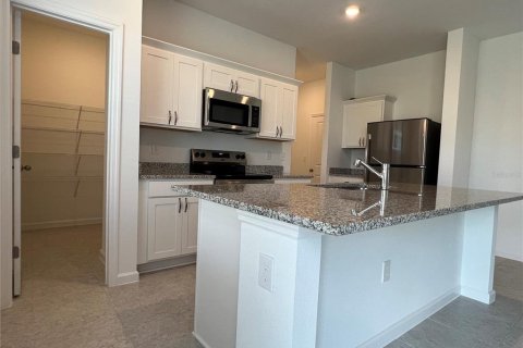 Villa ou maison à louer à Haines City, Floride: 4 chambres, 195 m2 № 1824567 - photo 9