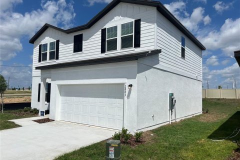 Villa ou maison à louer à Haines City, Floride: 4 chambres, 195 m2 № 1824567 - photo 2