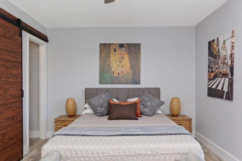 Condo in Winter Park, Florida, 2 bedrooms  № 1906096 - photo 18