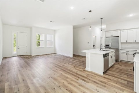 Casa en venta en Citrus Springs, Florida, 4 dormitorios, 164.53 m2 № 1802347 - foto 3