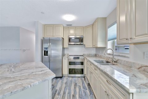 Copropriété à vendre à Stuart, Floride: 2 chambres, 92.16 m2 № 1958521 - photo 5