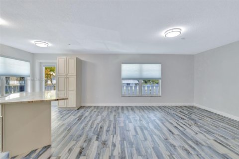 Copropriété à vendre à Stuart, Floride: 2 chambres, 92.16 m2 № 1958521 - photo 8