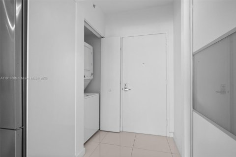 Copropriété à louer à Miami, Floride: 2 chambres, 114.73 m2 № 1968885 - photo 7